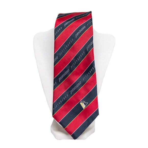 Men's Neck Tie PITTSBURG PENGUINS Hockey Sports Memorabilia Made in USA Silk - Picture 1 of 6